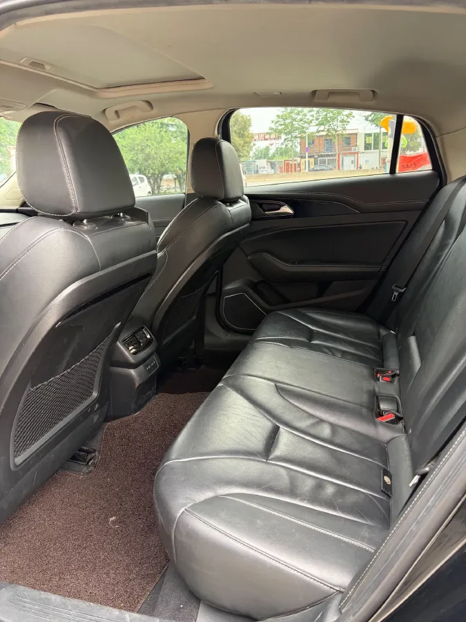 2019 HongQi H5 1.8T 180HP L4 6AT,autocango,china used car exporter,china ev exporter,chinese used car exporter,chinese used ev exporter