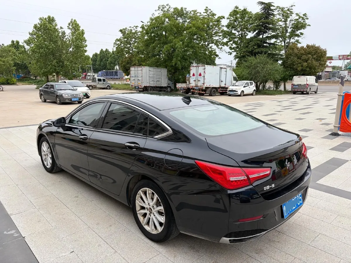 2019 HongQi H5 1.8T 180HP L4 6AT,autocango,china used car exporter,china ev exporter,chinese used car exporter,chinese used ev exporter