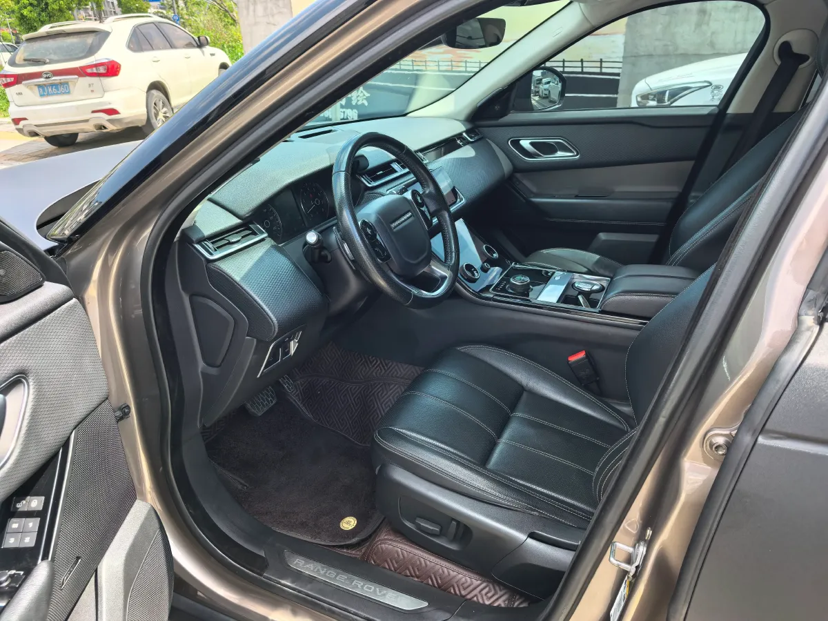 2018 Land Rover Range Rover Velar 2.0T 300HP L4 8AT,autocango,china used car exporter,china ev exporter,chinese used car exporter,chinese used ev exporter
