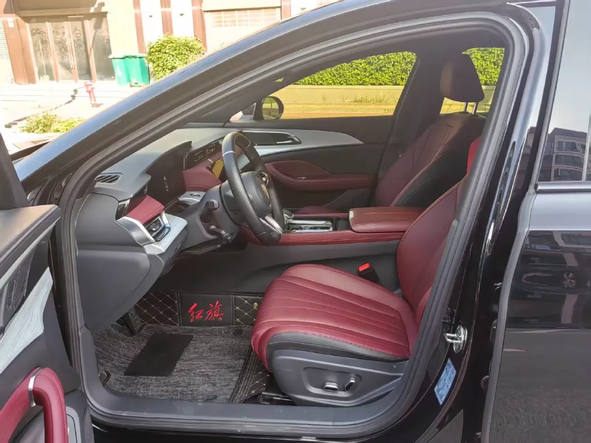 2025 HongQi H5 1.5T 169HP L4 7DCT,autocango,china used car exporter,china ev exporter,chinese used car exporter,chinese used ev exporter