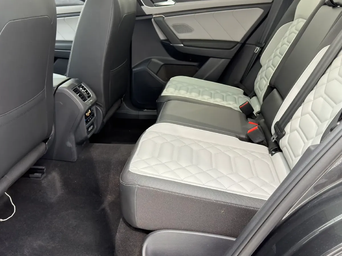 2023 Volkswagen Tayron 1.4T 150HP L4 7DCT,autocango,china used car exporter,china ev exporter,chinese used car exporter,chinese used ev exporter