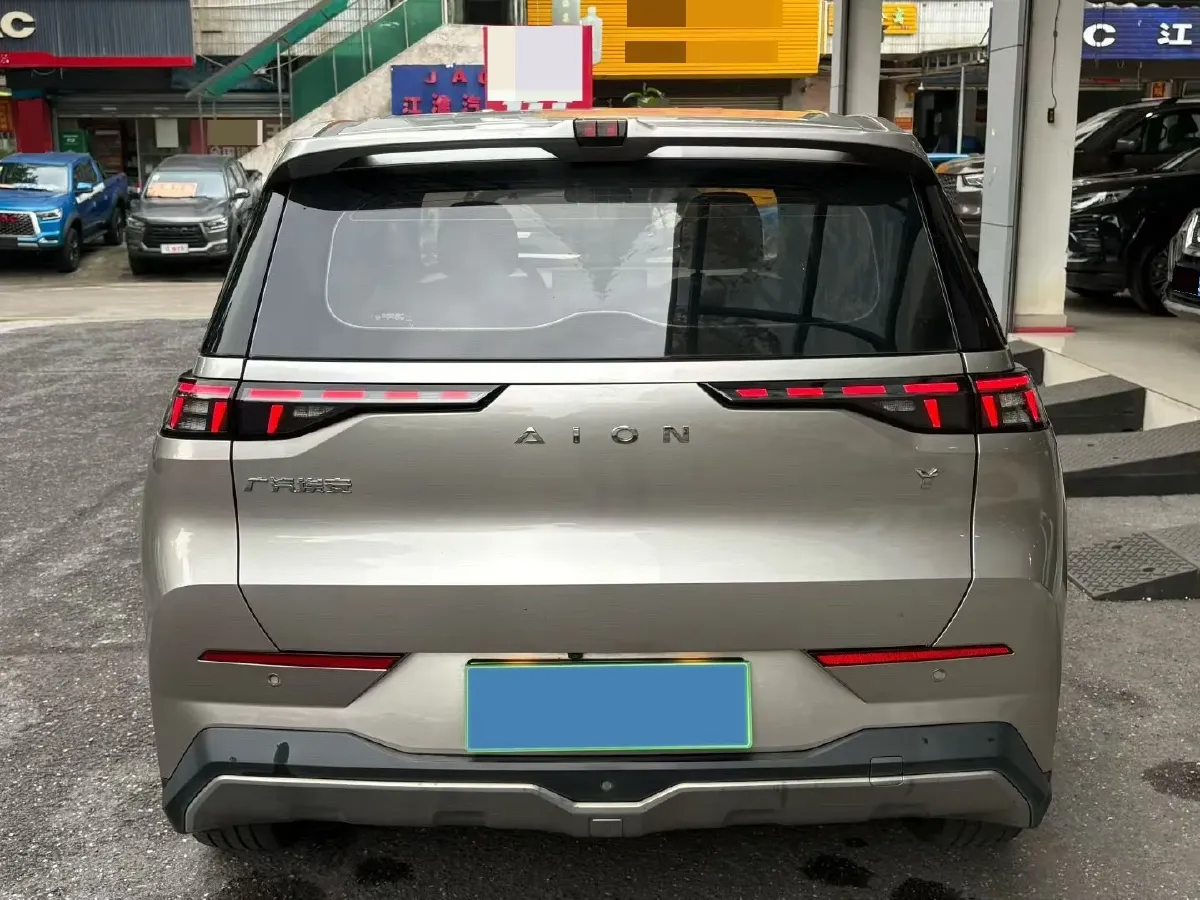 2022 Geely Okavango 1.8T 184HP L4 7DCT,autocango,china used car exporter,china ev exporter,chinese used car exporter,chinese used ev exporter