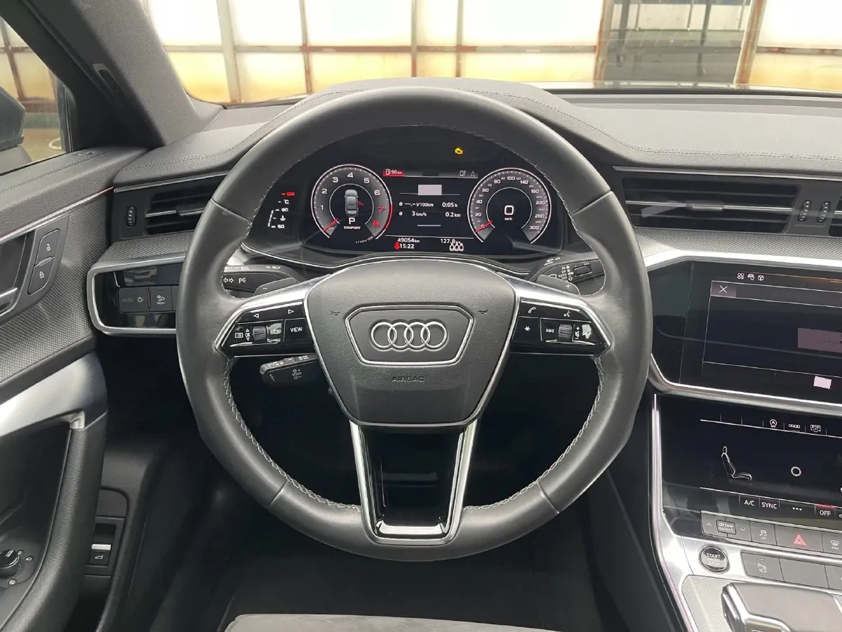 2021 Audi A6L 2.0T 190HP L4 7DCT,autocango,china used car exporter,china ev exporter,chinese used car exporter,chinese used ev exporter