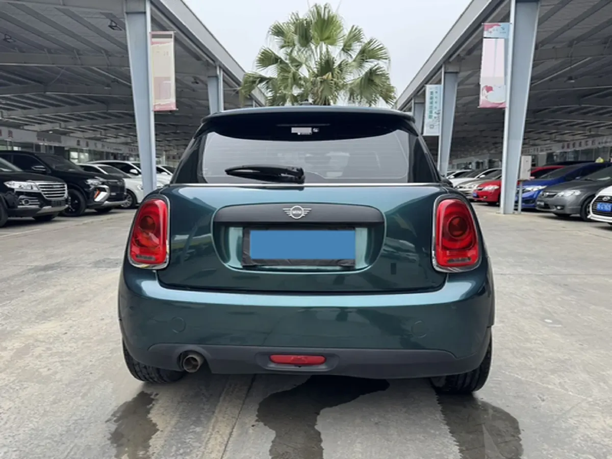 2021 MINI MINI 1.5T 102HP L3 7DCT,autocango,china used car exporter,china ev exporter,chinese used car exporter,chinese used ev exporter