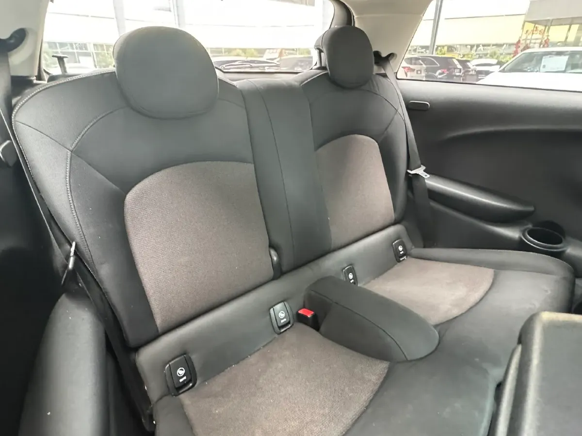 2021 MINI MINI 1.5T 102HP L3 7DCT,autocango,china used car exporter,china ev exporter,chinese used car exporter,chinese used ev exporter