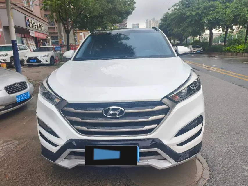 2015 Hyundai Tucson 1.6T 177HP L4 7DCT,autocango,china used car exporter,china ev exporter,chinese used car exporter,chinese used ev exporter