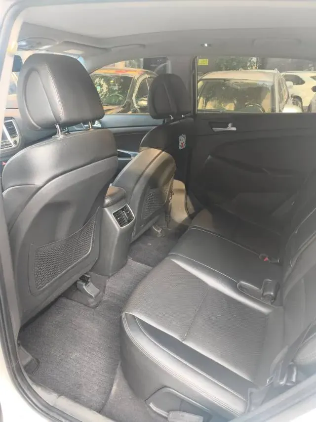 2015 Hyundai Tucson 1.6T 177HP L4 7DCT,autocango,china used car exporter,china ev exporter,chinese used car exporter,chinese used ev exporter