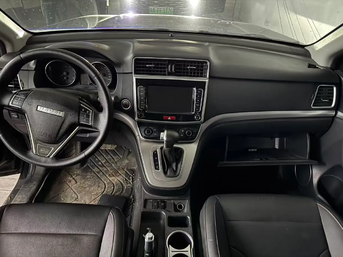 2019 Haval M6 1.5T 150HP L4 7DCT,autocango,china used car exporter,china ev exporter,chinese used car exporter,chinese used ev exporter