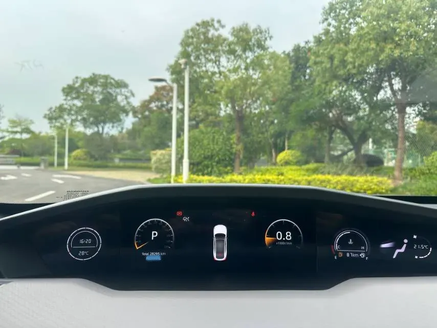 2022 ChangAn UNI-V 1.5T 188HP L4 7DCT,autocango,china used car exporter,china ev exporter,chinese used car exporter,chinese used ev exporter