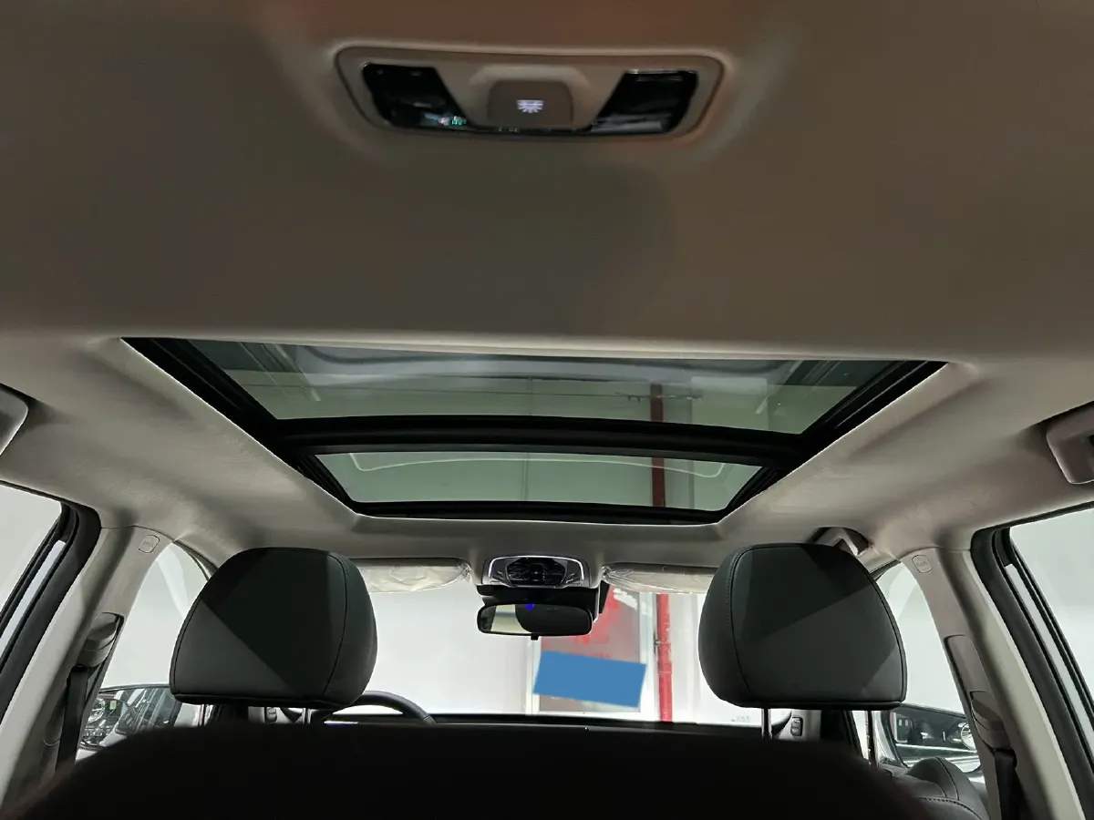 2022 ChangAn Oshan X7 Plus 1.5T 188HP L4 7DCT,autocango,china used car exporter,china ev exporter,chinese used car exporter,chinese used ev exporter