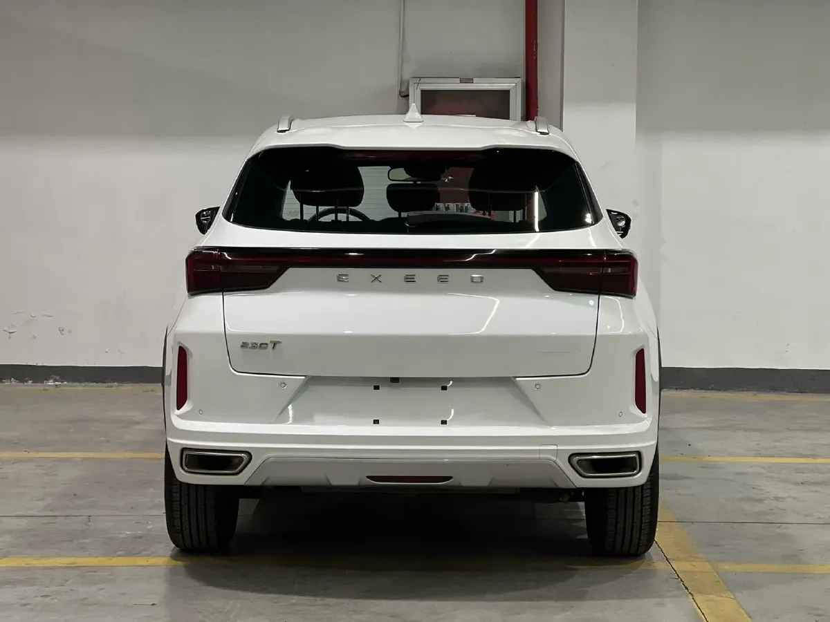 2022 ChangAn Oshan X7 Plus 1.5T 188HP L4 7DCT,autocango,china used car exporter,china ev exporter,chinese used car exporter,chinese used ev exporter