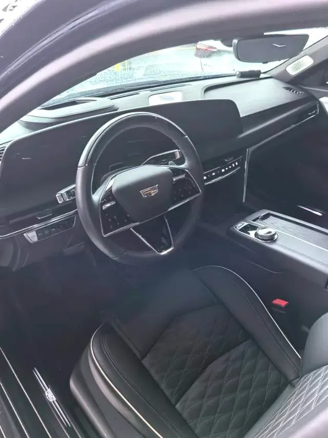 2023 Cadillac CT6 2.0T 237HP L4 10AT,autocango,china used car exporter,china ev exporter,chinese used car exporter,chinese used ev exporter