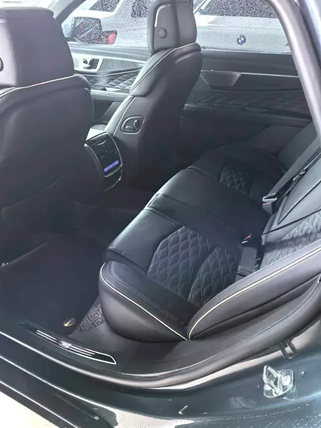 2023 Cadillac CT6 2.0T 237HP L4 10AT,autocango,china used car exporter,china ev exporter,chinese used car exporter,chinese used ev exporter