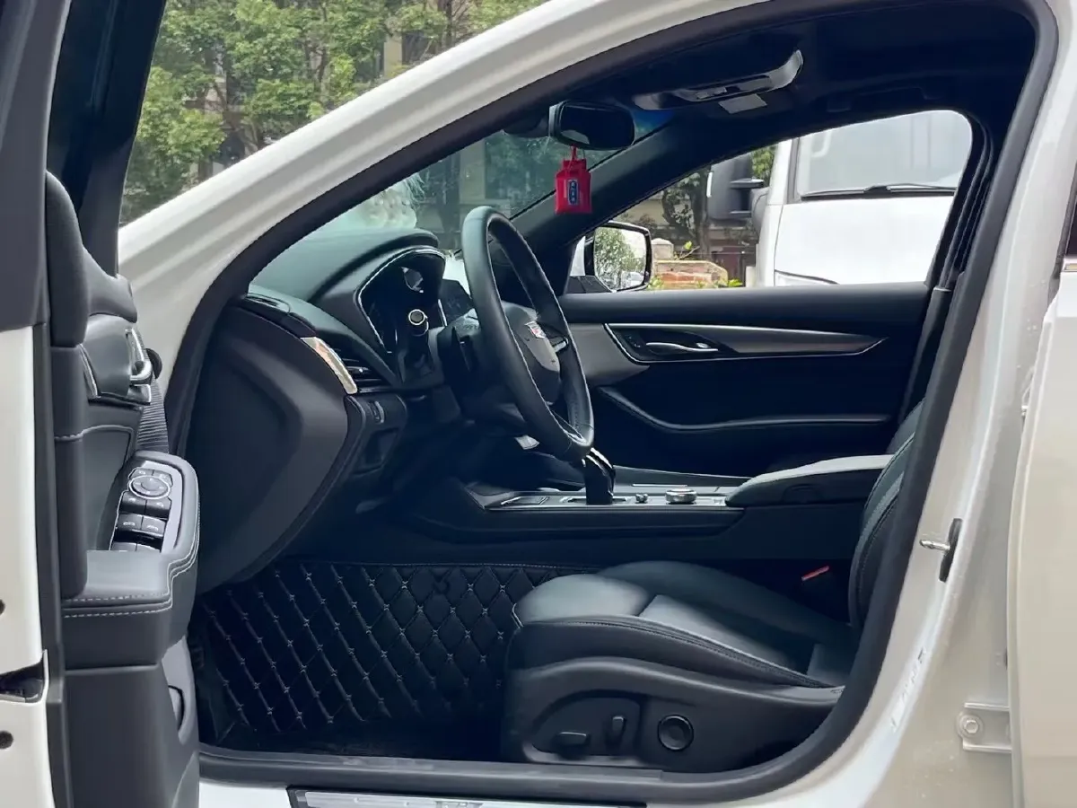 2021 Cadillac CT5 2.0T 237HP L4 10AT,autocango,china used car exporter,china ev exporter,chinese used car exporter,chinese used ev exporter