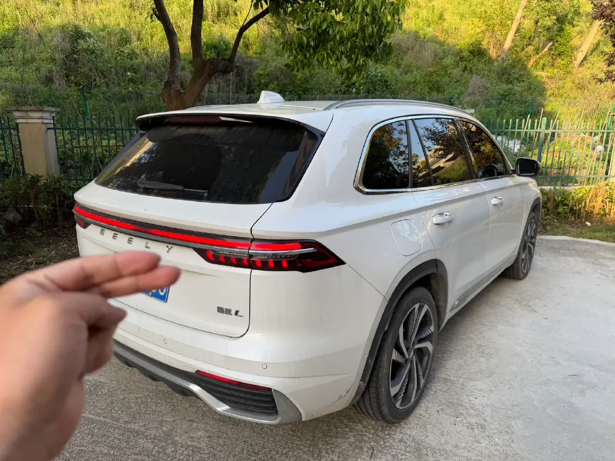 2021 Geely Monjaro 2.0T 218HP L4 7DCT,autocango,china used car exporter,china ev exporter,chinese used car exporter,chinese used ev exporter