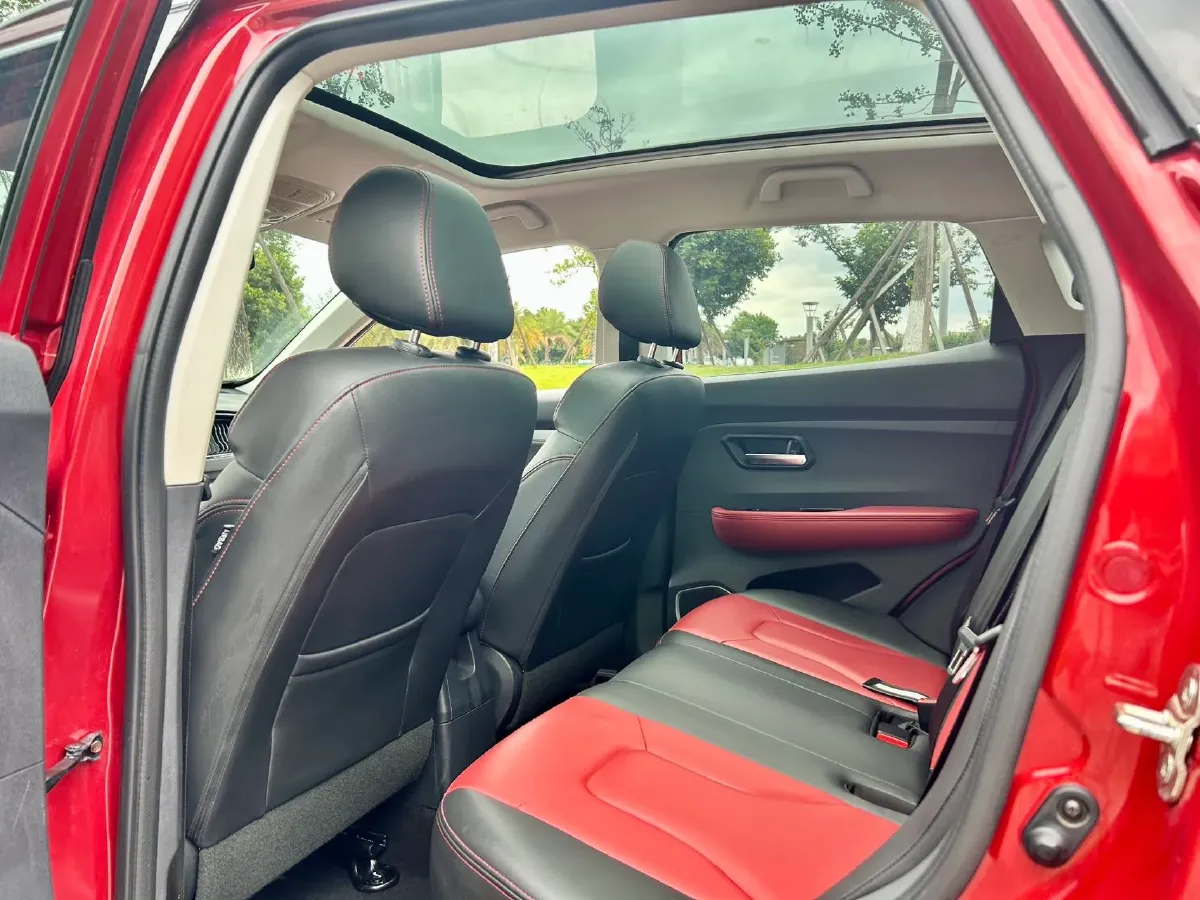 2018 Haval H2s 1.5T 150HP L4 7DCT,autocango,china used car exporter,china ev exporter,chinese used car exporter,chinese used ev exporter