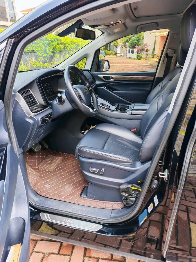 2021 GAC Trumpchi M8 2.0T 252HP L4 8AT,autocango,china used car exporter,china ev exporter,chinese used car exporter,chinese used ev exporter