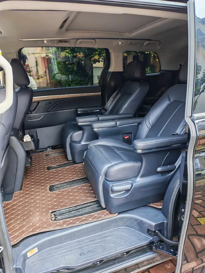 2021 GAC Trumpchi M8 2.0T 252HP L4 8AT,autocango,china used car exporter,china ev exporter,chinese used car exporter,chinese used ev exporter