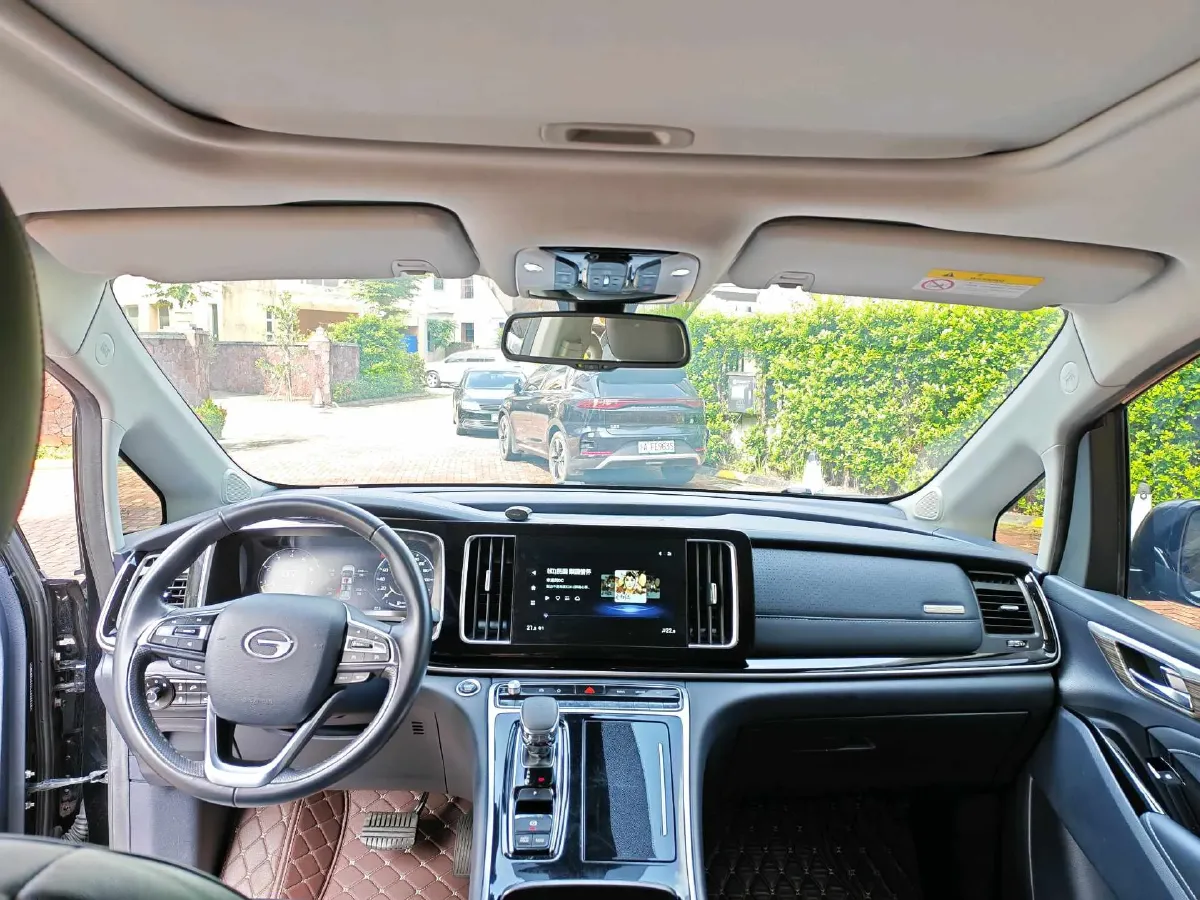 2021 GAC Trumpchi M8 2.0T 252HP L4 8AT,autocango,china used car exporter,china ev exporter,chinese used car exporter,chinese used ev exporter