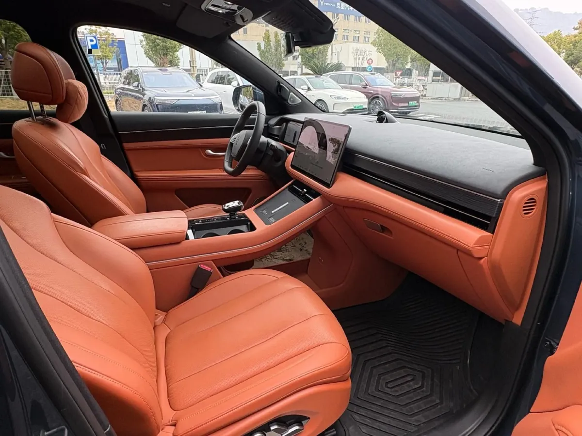 2024 AITO AITO M7 1.5T 152HP L4 REEV 42KWH,autocango,china used car exporter,china ev exporter,chinese used car exporter,chinese used ev exporter