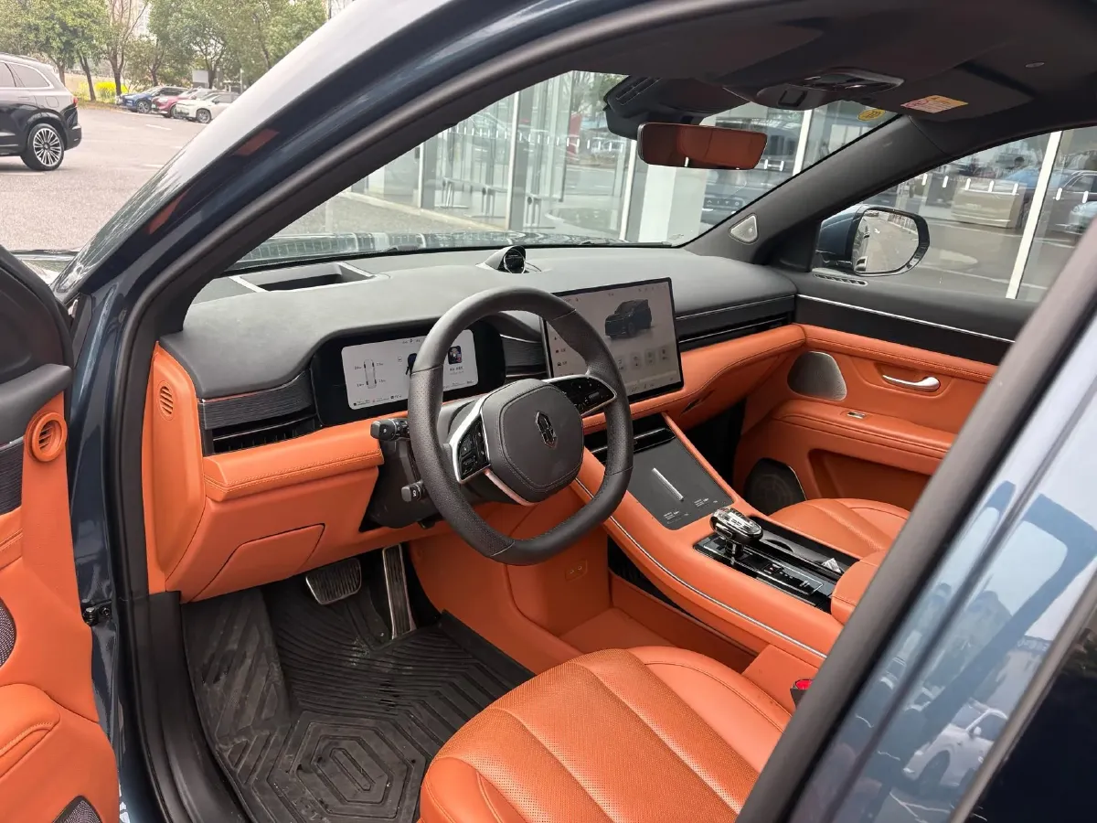 2024 AITO AITO M7 1.5T 152HP L4 REEV 42KWH,autocango,china used car exporter,china ev exporter,chinese used car exporter,chinese used ev exporter