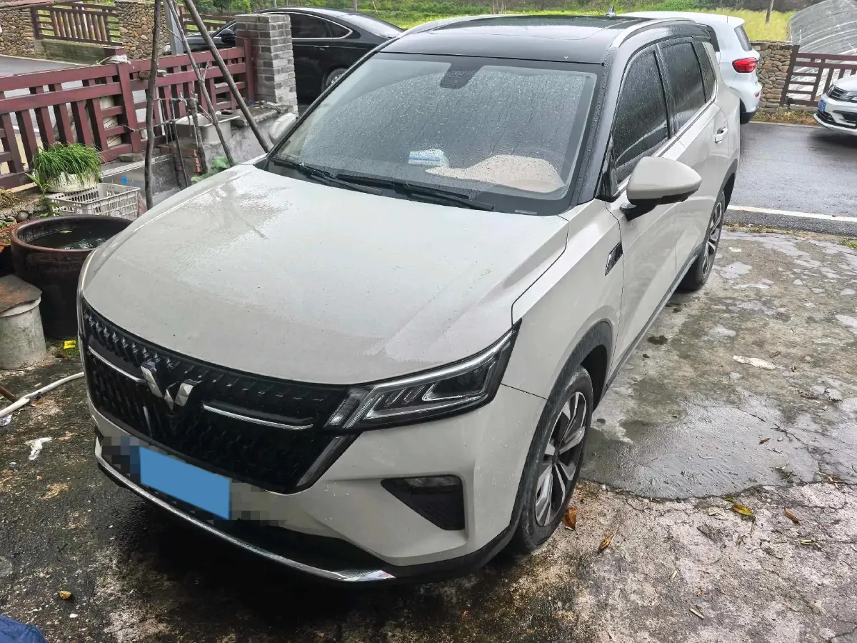 2021 WuLing XingChen 1.5T 147HP L4 CVT,autocango,china used car exporter,china ev exporter,chinese used car exporter,chinese used ev exporter