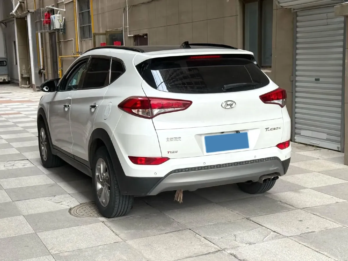 2018 Hyundai Tucson 1.6T 177HP L4 7DCT,autocango,china used car exporter,china ev exporter,chinese used car exporter,chinese used ev exporter