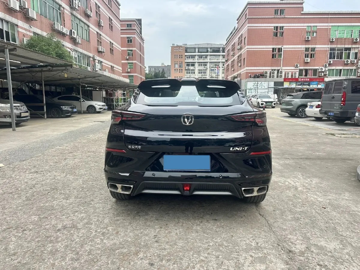 2023 ChangAn UNI-T 1.5T 188HP L4 7DCT,autocango,china used car exporter,china ev exporter,chinese used car exporter,chinese used ev exporter