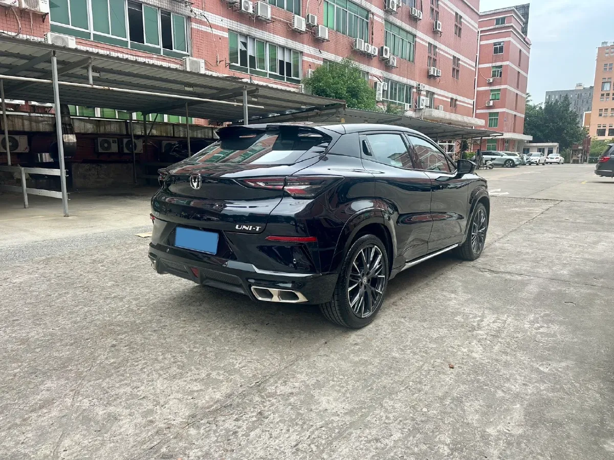 2023 ChangAn UNI-T 1.5T 188HP L4 7DCT,autocango,china used car exporter,china ev exporter,chinese used car exporter,chinese used ev exporter