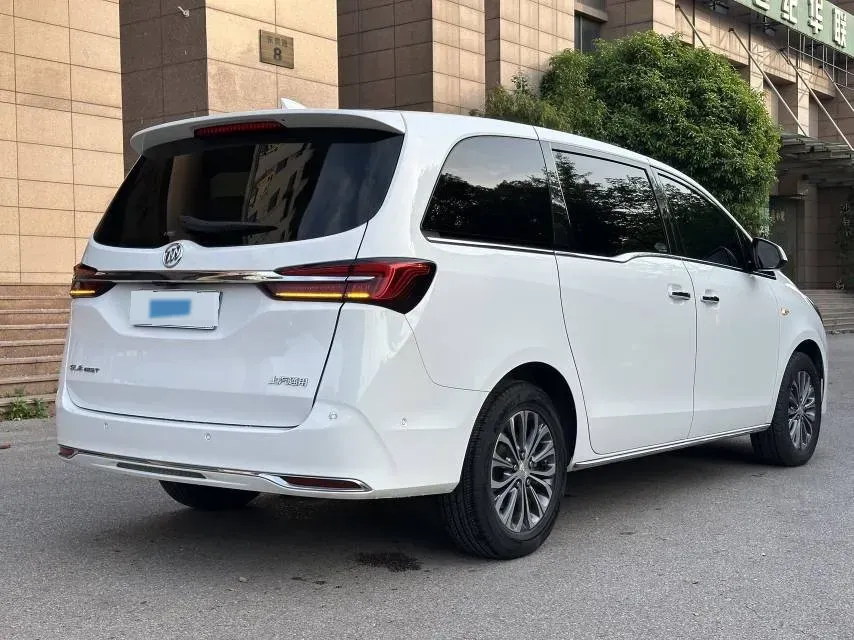 2022 Buick GL8 2.0T 237HP L4 9AT,autocango,china used car exporter,china ev exporter,chinese used car exporter,chinese used ev exporter