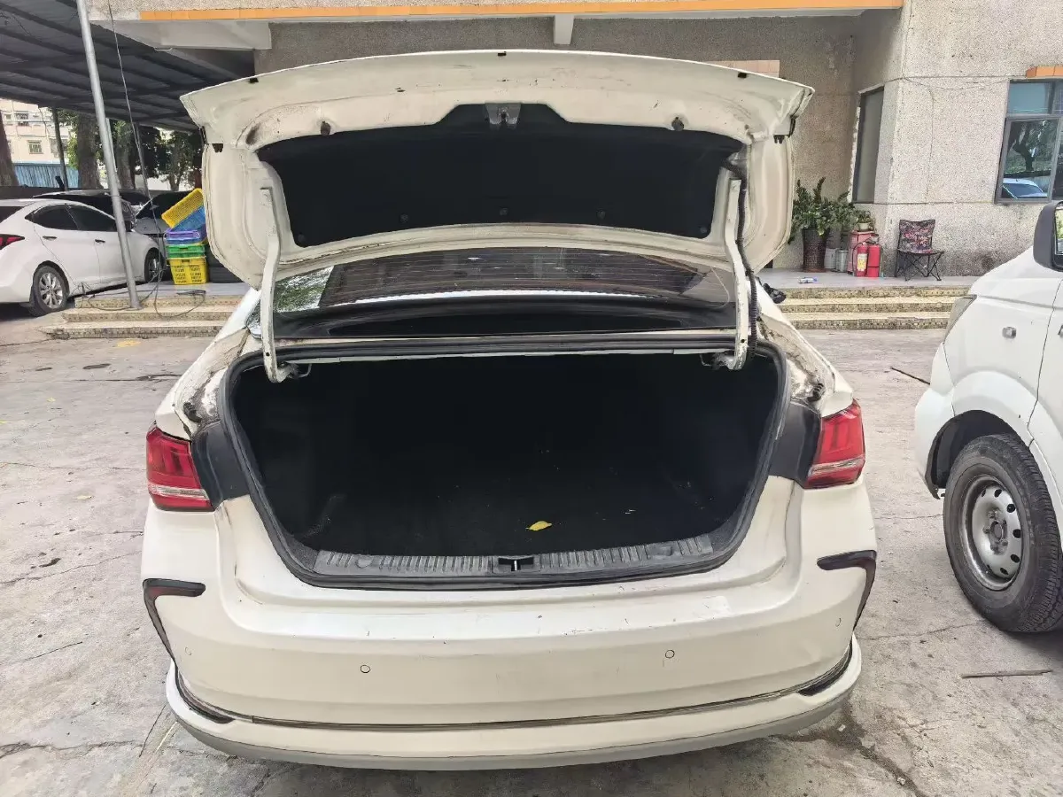 2018 BeiJing Auto EU5 BEV 53.66KWH,autocango,china used car exporter,china ev exporter,chinese used car exporter,chinese used ev exporter