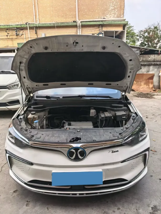 2018 BeiJing Auto EU5 BEV 53.66KWH,autocango,china used car exporter,china ev exporter,chinese used car exporter,chinese used ev exporter