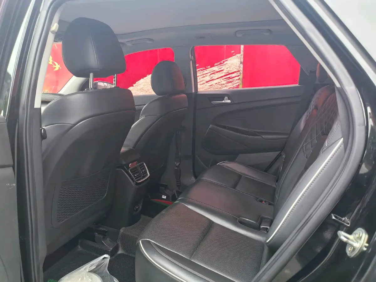 2020 Hyundai Tucson 1.6T 177HP L4 7DCT,autocango,china used car exporter,china ev exporter,chinese used car exporter,chinese used ev exporter