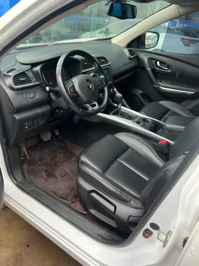 2017 Renault Kadjar 2.0L 150HP L4 CVT,autocango,china used car exporter,china ev exporter,chinese used car exporter,chinese used ev exporter