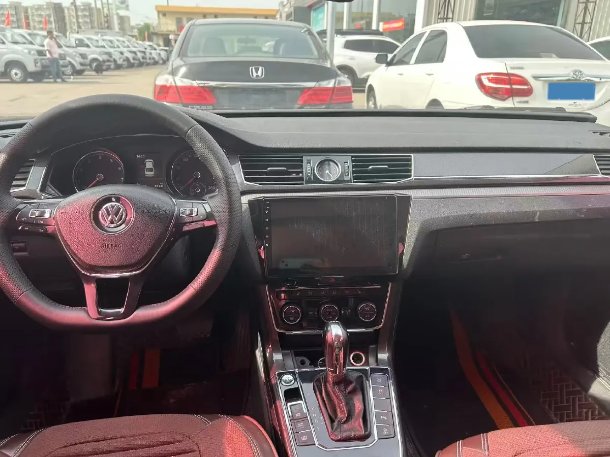 2017 Volkswagen Passat 1.8T 180HP L4 7DCT,autocango,china used car exporter,china ev exporter,chinese used car exporter,chinese used ev exporter