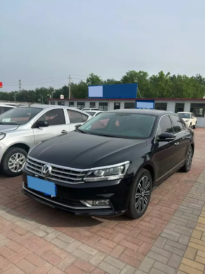 2017 Volkswagen Passat 1.8T 180HP L4 7DCT,autocango,china used car exporter,china ev exporter,chinese used car exporter,chinese used ev exporter