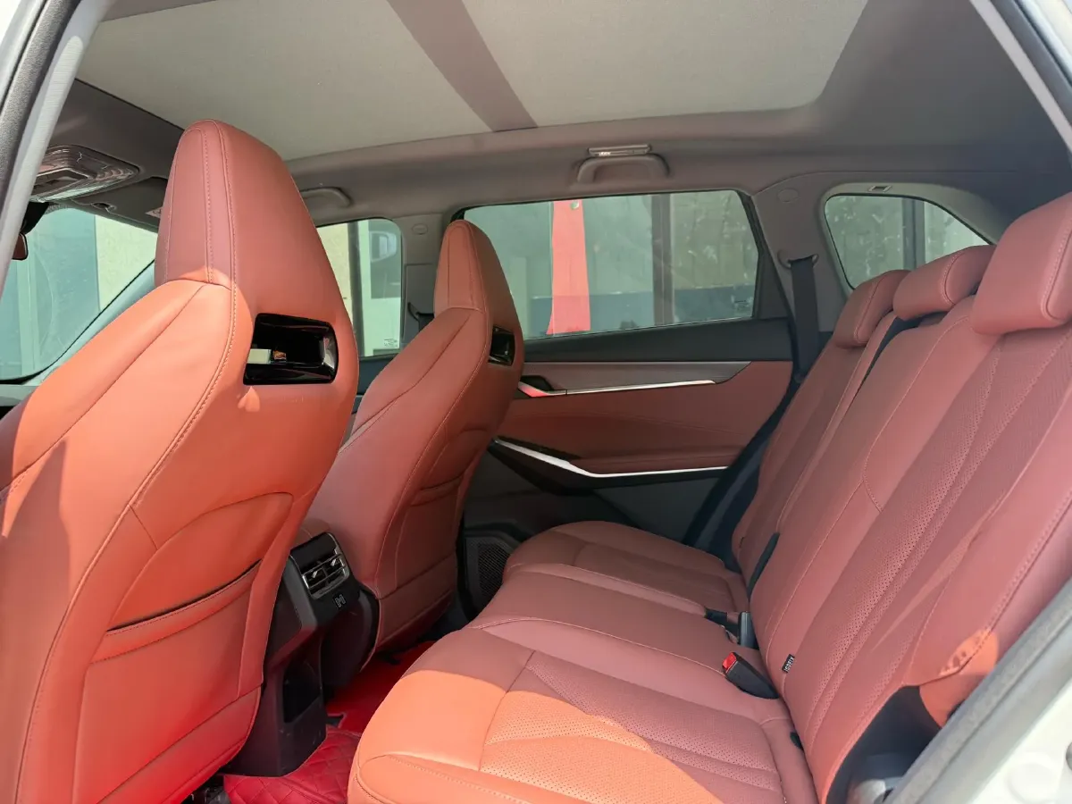 2024 ChangAn CS75 Plus 1.5T 188HP L4 8AT,autocango,china used car exporter,china ev exporter,chinese used car exporter,chinese used ev exporter