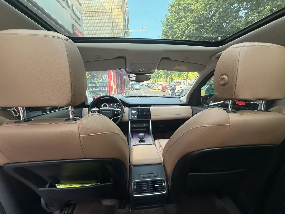 2024 Land Rover Discovery Sport 2.0T 249HP L4 9AT,autocango,china used car exporter,china ev exporter,chinese used car exporter,chinese used ev exporter