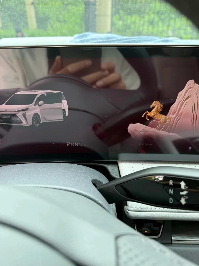 2025 Buick GL8 2.0T 237HP L4 9AT,autocango,china used car exporter,china ev exporter,chinese used car exporter,chinese used ev exporter