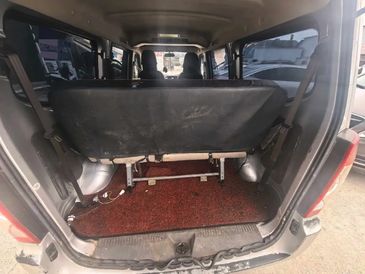 2022 WuLing RongGuang S 1.2L 76HP L4 5MT,autocango,china used car exporter,china ev exporter,chinese used car exporter,chinese used ev exporter