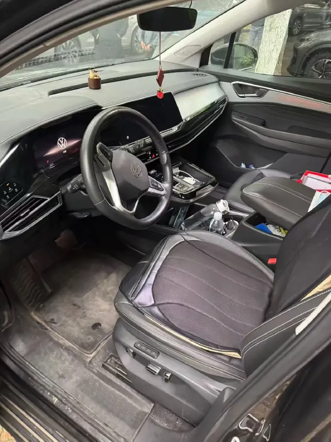 2022 Volkswagen Talagon 2.0T 220HP L4 7DCT,autocango,china used car exporter,china ev exporter,chinese used car exporter,chinese used ev exporter