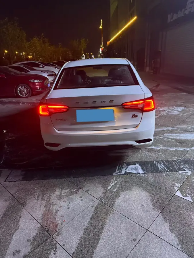 2019 Roewe i5 1.5L 120HP L4 CVT,autocango,china used car exporter,china ev exporter,chinese used car exporter,chinese used ev exporter