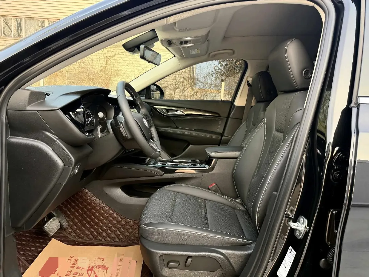 2023 Buick EnvisionPlus 2.0T 237HP L4 9AT,autocango,china used car exporter,china ev exporter,chinese used car exporter,chinese used ev exporter