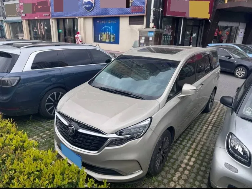 2022 Buick GL8 2.0T 237HP L4 9AT,autocango,china used car exporter,china ev exporter,chinese used car exporter,chinese used ev exporter