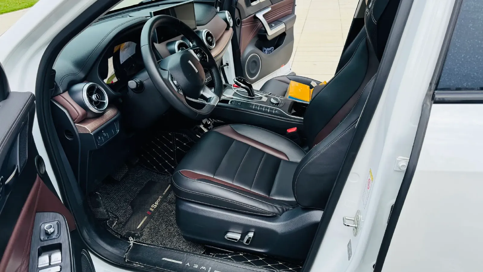 2021 WEY VV5 1.5T 171HP L4 7DCT,autocango,china used car exporter,china ev exporter,chinese used car exporter,chinese used ev exporter