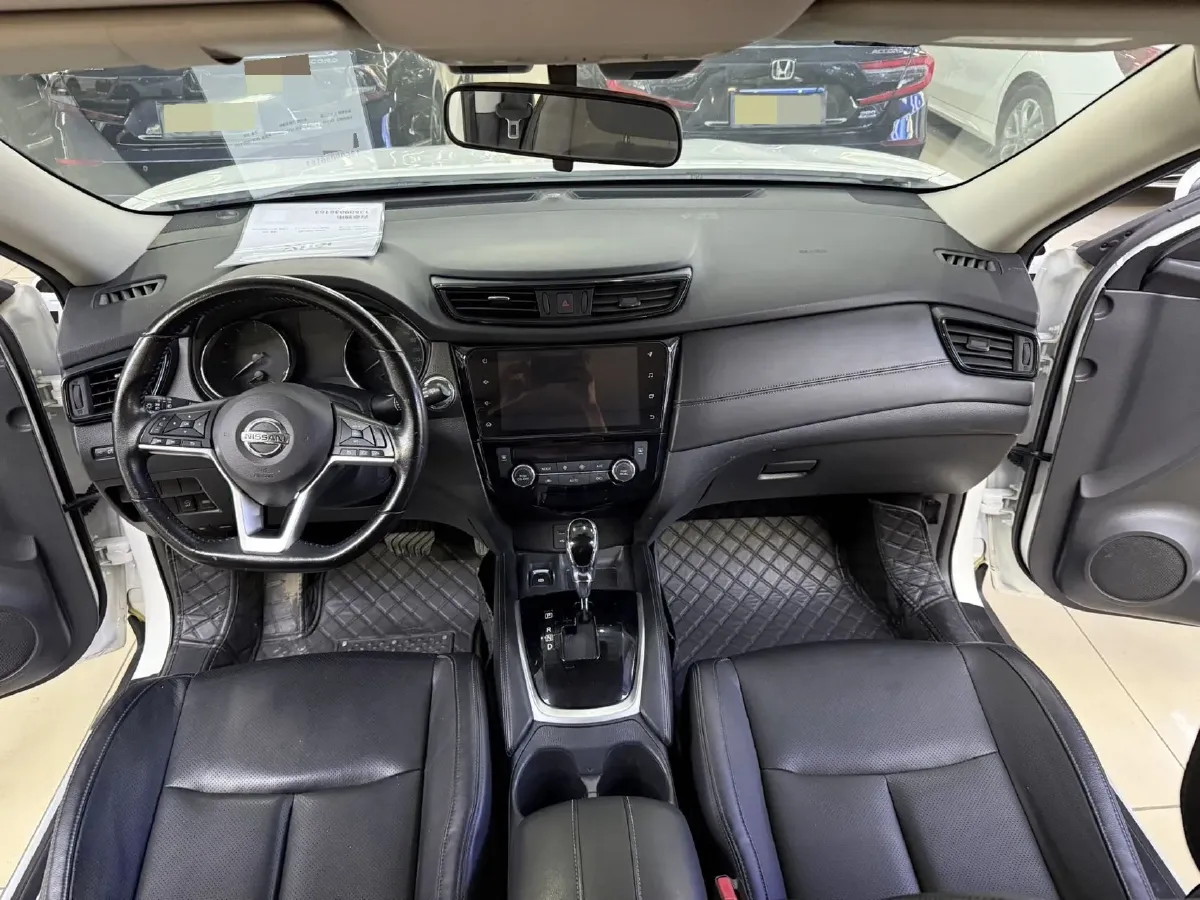 2021 Nissan X-Trail 2.0L 151HP L4 CVT,autocango,china used car exporter,china ev exporter,chinese used car exporter,chinese used ev exporter