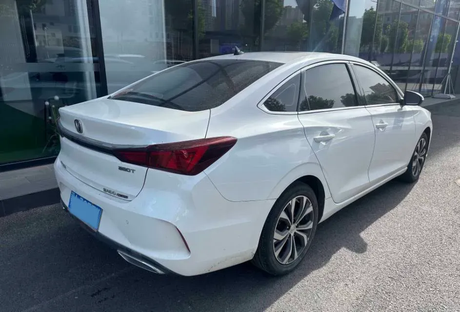 2021 ChangAn Eado 1.4T 160HP L4 7DCT,autocango,china used car exporter,china ev exporter,chinese used car exporter,chinese used ev exporter