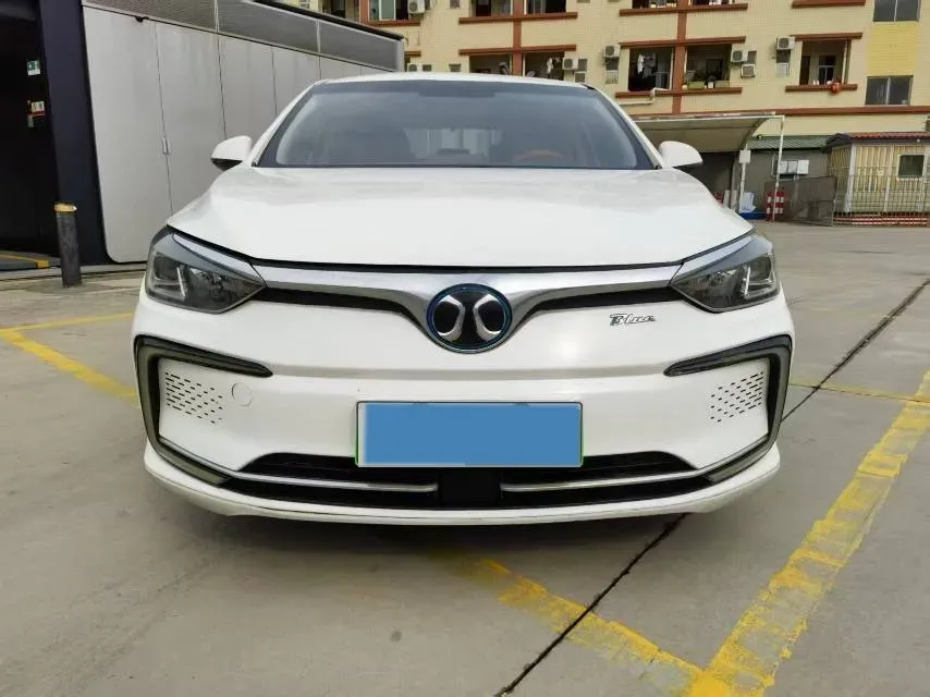 2018 BeiJing Auto EU5 BEV 53.66KWH,autocango,china used car exporter,china ev exporter,chinese used car exporter,chinese used ev exporter