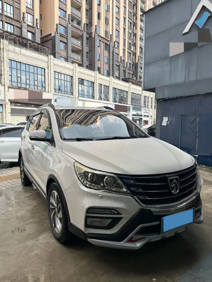2017 BaoJun 560 1.5T 150HP L4 6DCT,autocango,china used car exporter,china ev exporter,chinese used car exporter,chinese used ev exporter