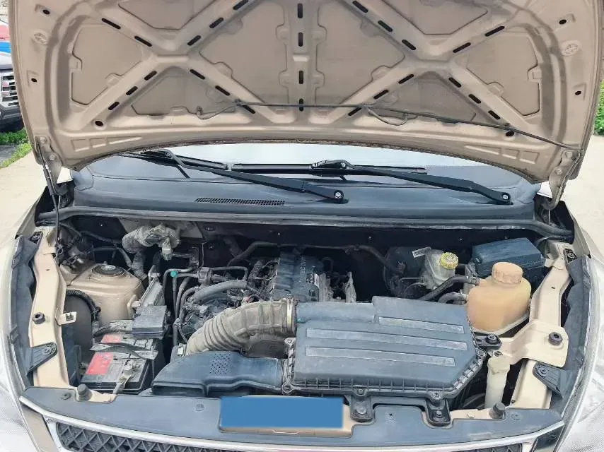 2018 WuLing RongGuang V 1.5L 112HP L4 5MT,autocango,china used car exporter,china ev exporter,chinese used car exporter,chinese used ev exporter